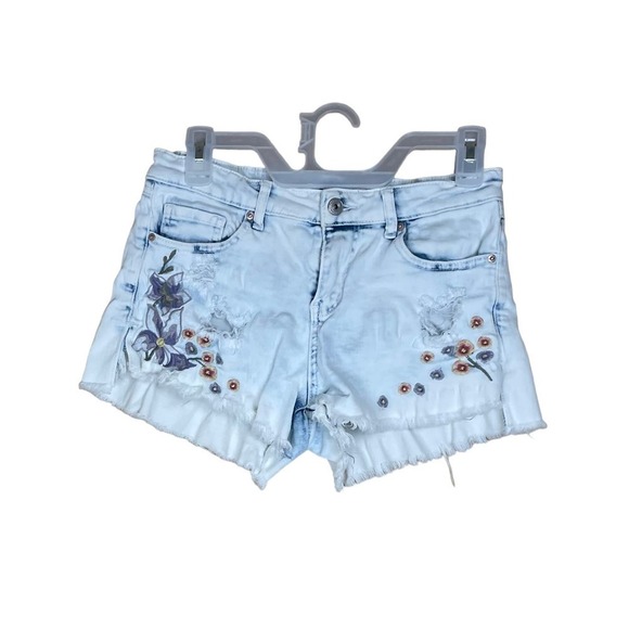 Hippie Laundry Denim Shorts, Low Rise, Embroidered, Waist 27in. - Picture 1 of 6
